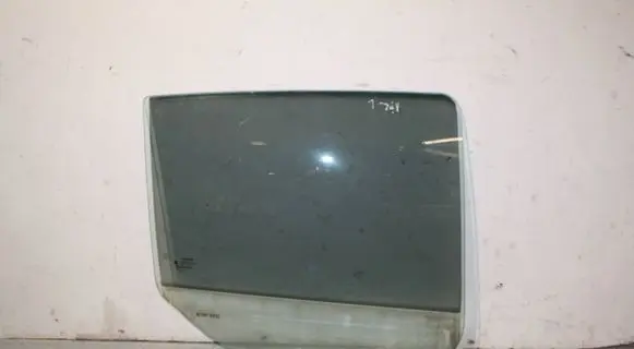Dodge Caliber Rear door window glass 43R008011