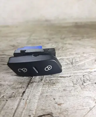 Volkswagen Golf V Central locking switch button 1K0962125