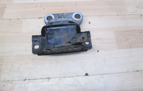 Opel Corsa D Engine mount vacuum valve 