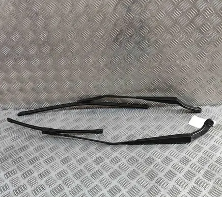 Audi A3 S3 8V Windshield/front glass wiper blade 3392126112 8V1955407