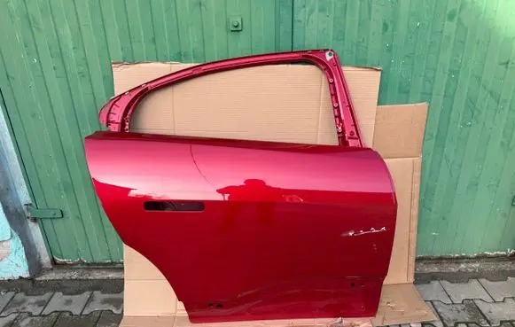 Jaguar I-Pace Rear door