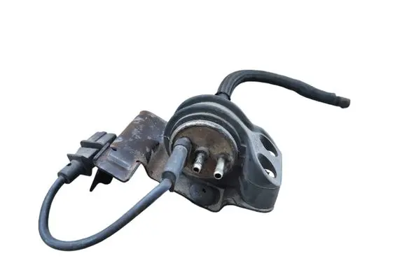 Volvo S70 V70 V70 XC Valve vacuum 9180686 96T323