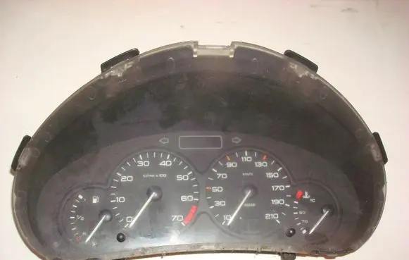 Citroen Berlingo Speedometer (instrument cluster) 9648836480 6104TY