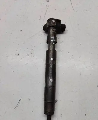 Mercedes-Benz E W212 Fuel injector A6510704987 28342997 C70XS0S1J5