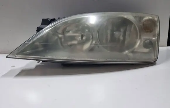 Ford Mondeo Mk III Headlight/headlamp 1305630363