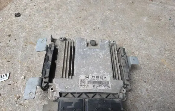 Volkswagen Caddy Engine control unit/module 03G906016HN