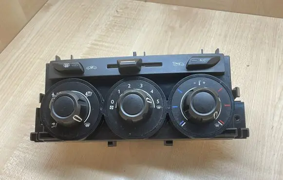 Citroen C3 Climate control unit 400018005 N5669004