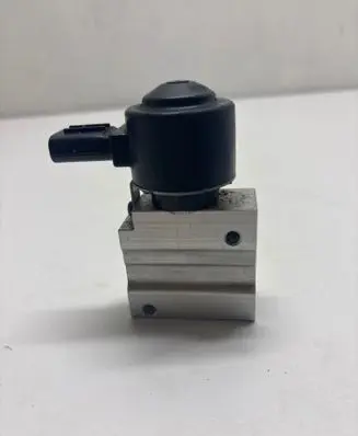 Toyota C-HR II Air conditioning (A/C) expansion valve 4475200440