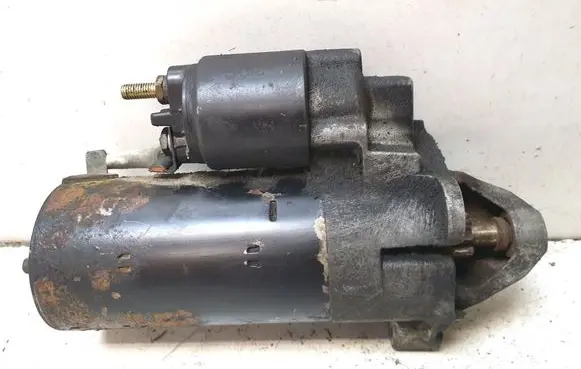 Skoda Superb B5 (3U) Starter motor 068911024F