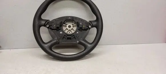 Ford Focus Steering wheel YS413600AB
