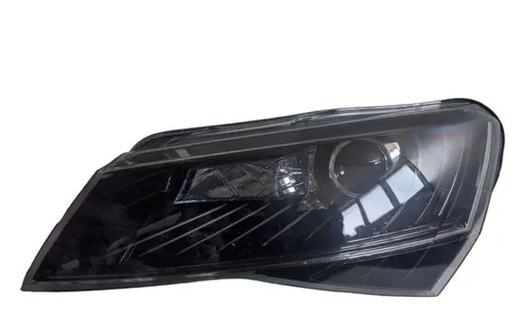 Skoda Superb B8 (3V) Headlight/headlamp 3V1941015A 1ZS01193921