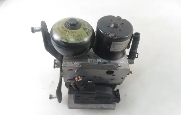 Mercedes-Benz E AMG W211 ABS Pump 0265960035