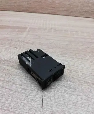 BMW 3 E46 Seat heating switch 8352259