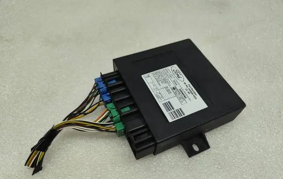 Ford Focus Comfort/convenience module 98AG15K600ADA 5WK47230Y