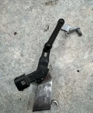 BMW X7 G07 Headlight/headlamp level sensor 6895467 37146895467