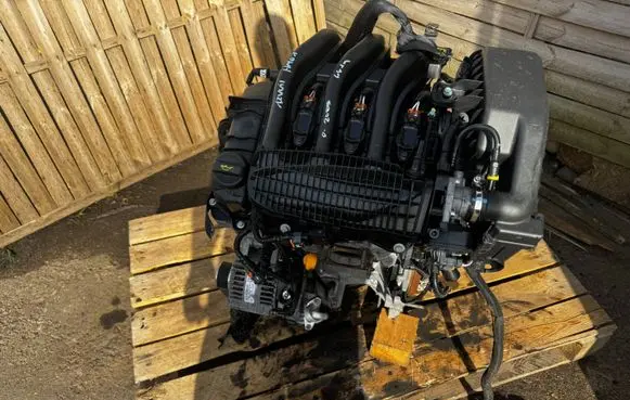 Peugeot 208 Engine hm01 10b213