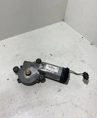 Volvo XC70 Sunroof motor/actuator 44249533 GMPG404451
