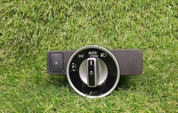 Mercedes-Benz C W204 Light switch