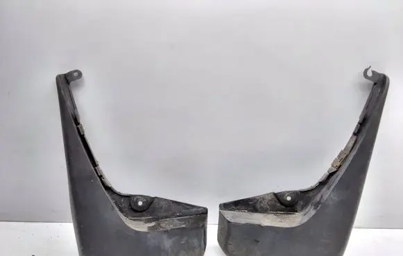 Ford Focus Rear mudguard 6N4J28370AA 6N4J28371AA