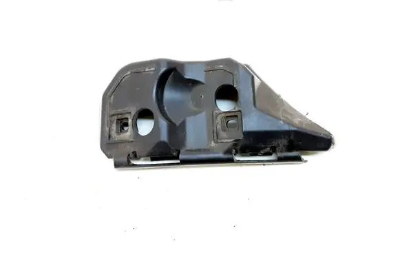 Volvo V50 Front bumper mounting bracket 30655874
