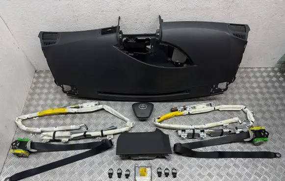 Toyota Verso Airbag set with panel 554000F010B0 739000F030B0