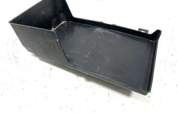 Battery tray