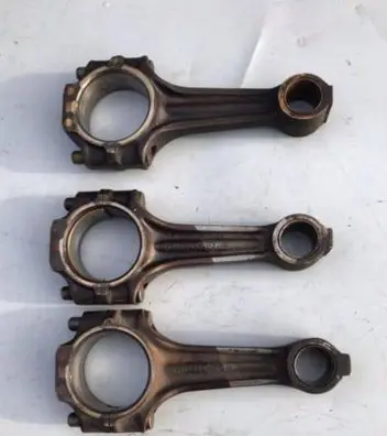 Mercedes-Benz W123 Connecting rod/conrod 11006