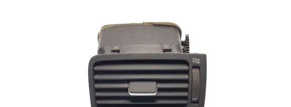 Toyota Avensis T250 Dashboard side air vent grill/cover trim