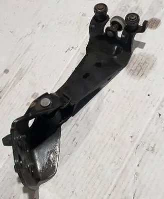 Ford C-MAX II Rear door upper hinge AM51U26801AH