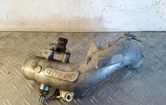 Toyota Land Cruiser (J150) Intercooler hose/pipe 8942460010
