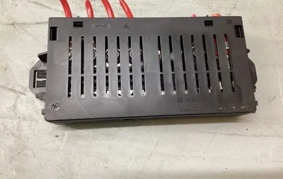 Volvo XC90 Fuse box set 28MV91 9441776 9162323