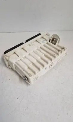 Opel Zafira A Coolant fan relay 24409214 15396914