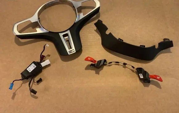 BMW M5 F90 Steering wheel 61317854520 61317857781