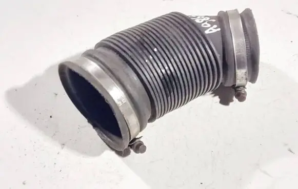 Opel Astra H Air intake hose/pipe