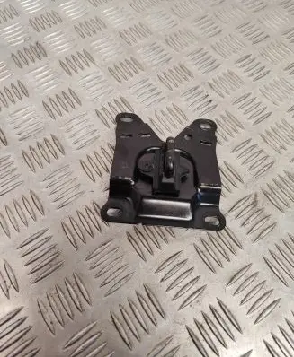 Audi A8 S8 D4 4H Engine bonnet/hood lock/latch loop/hook 4H0823186D