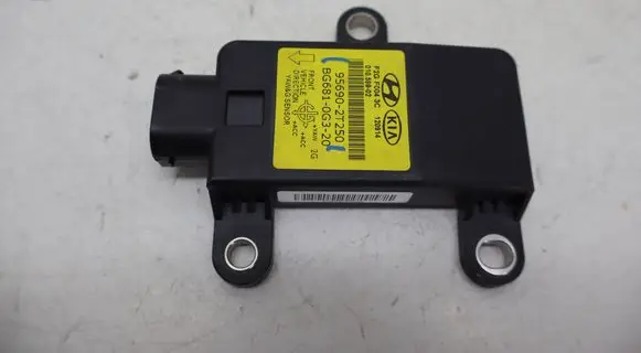 Hyundai i40 ESP acceleration yaw rate sensor 956902T250