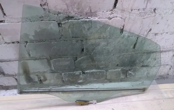 Hyundai i30 Rear door window glass