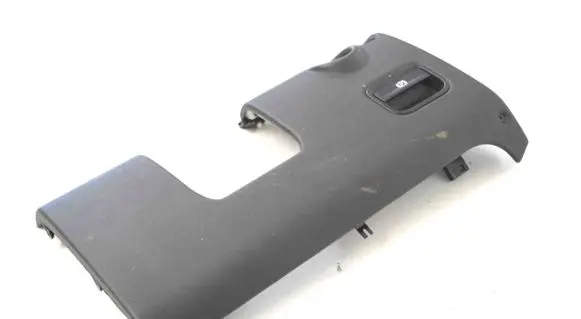 Dashboard lower bottom trim panel