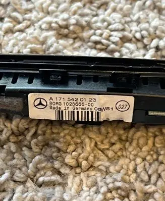 Mercedes-Benz SLK R171 Parking PDC sensor display screen 1715420123