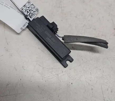 Jaguar XE Keyless system antenna AH4215K603AA
