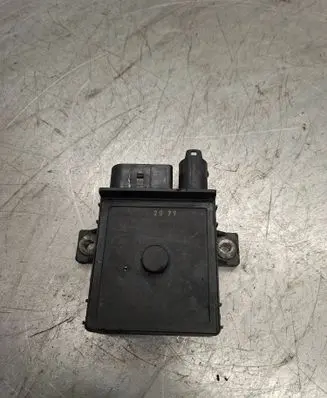 Mercedes-Benz ML W164 Glow plug pre-heat relay A6421532079 0522140202