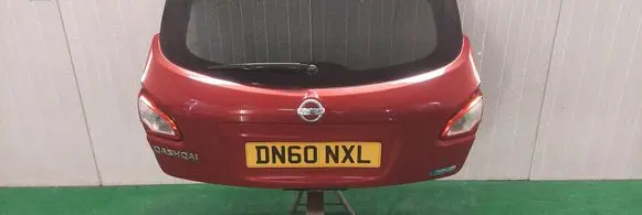 Nissan Qashqai Truck tailgate 