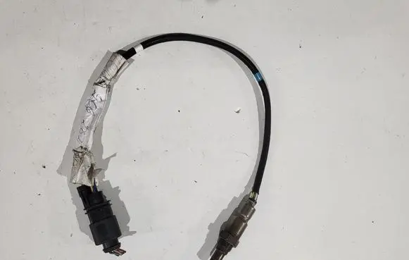 Volkswagen Touran II Lambda probe sensor 04L906262AG