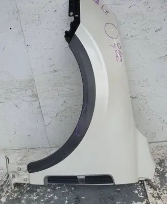 Opel Antara Fender