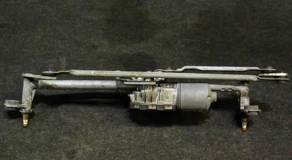 Volkswagen PASSAT CC Front wiper linkage and motor 3C8955023B