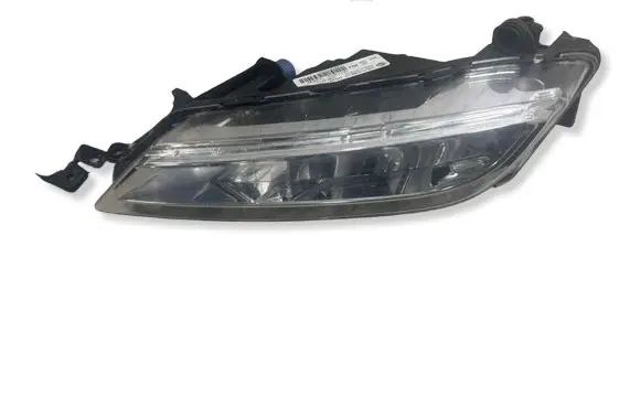 Seat Leon (5F) Front fog light 5F0941702C 1ND01299602 1ND2211