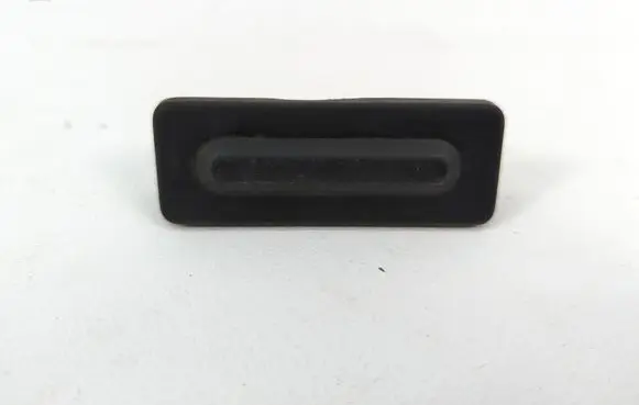 Peugeot 308 Tailgate/boot open switch button 9820395580
