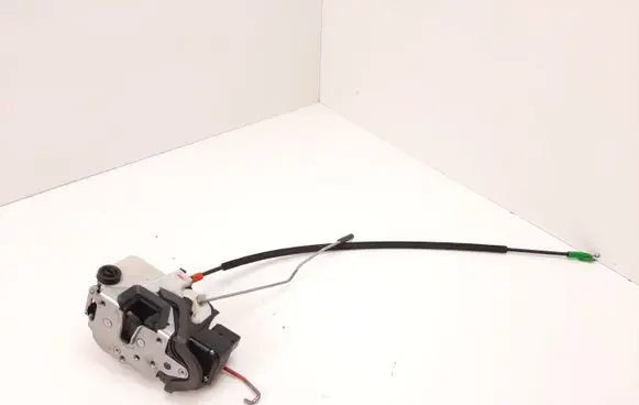 Opel Zafira C Rear door lock