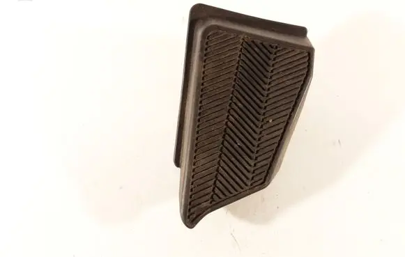 Toyota Yaris Foot rest pad/dead pedal 