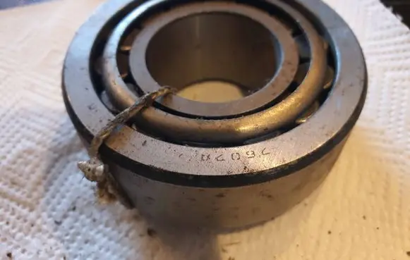 GAZ GAZelle Front wheel bearing hub 7607A